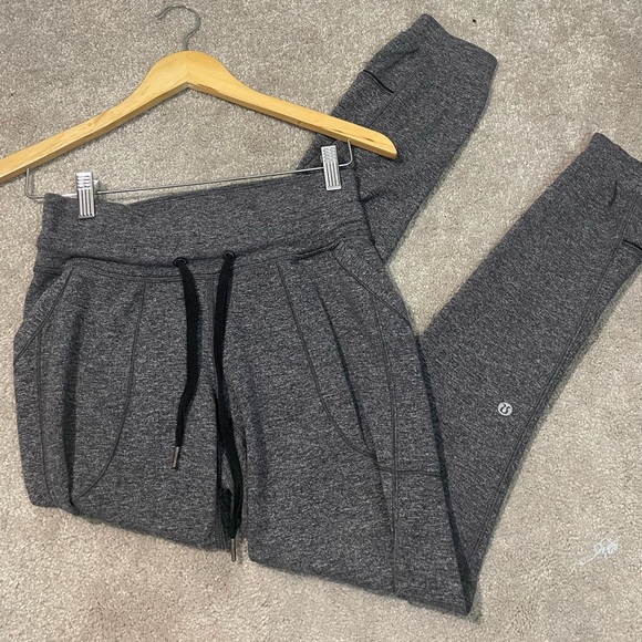 lululemon athletica Pants - Lululemon|| Ready to Rulu High Rise Jogger in Heather Gray. Size 4